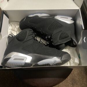 Air Jordan Chrome 6 (Size 8.5)